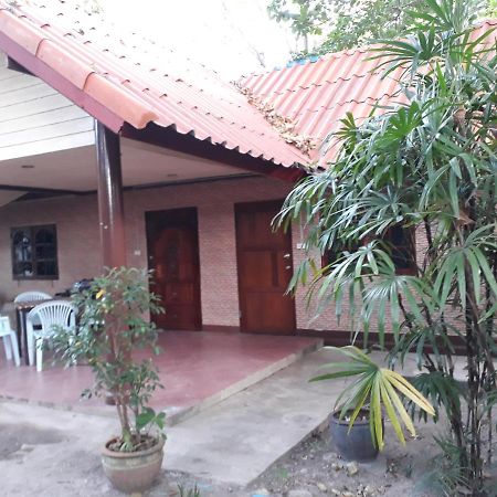 Hans Strand Bungalows Ko Lanta Dış mekan fotoğraf